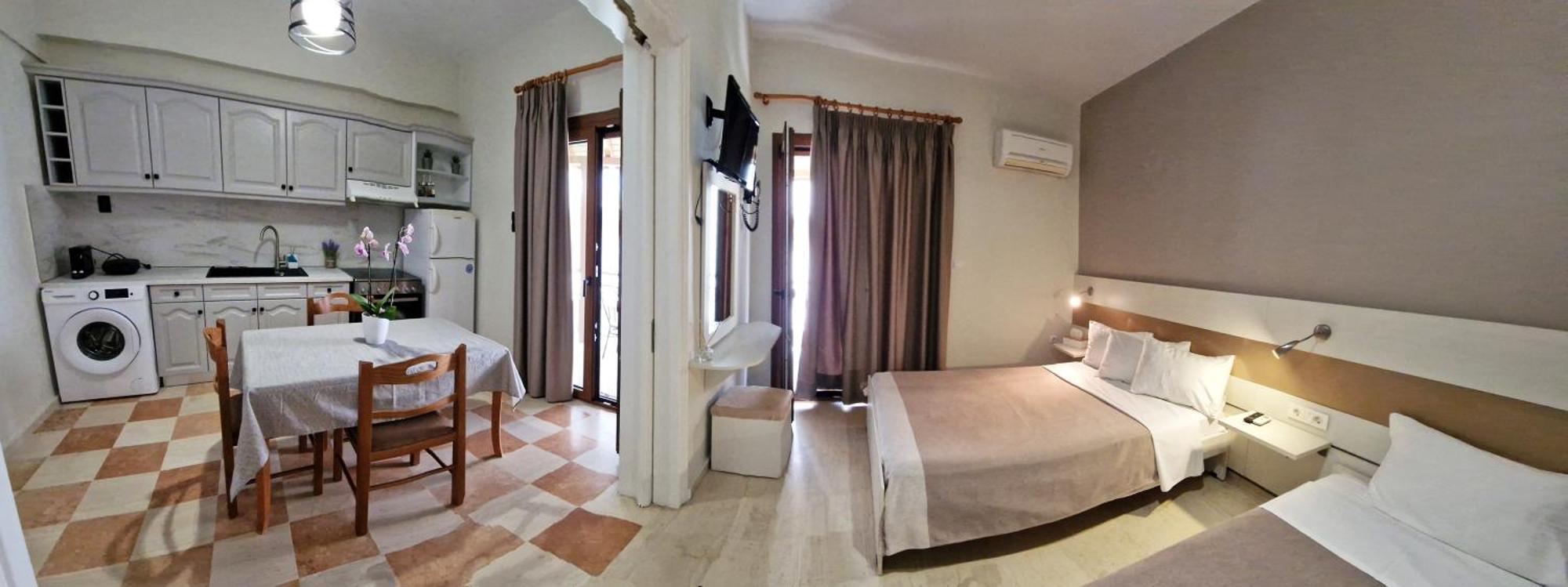 Paradosi Apartments Igoumenitsa Exterior photo